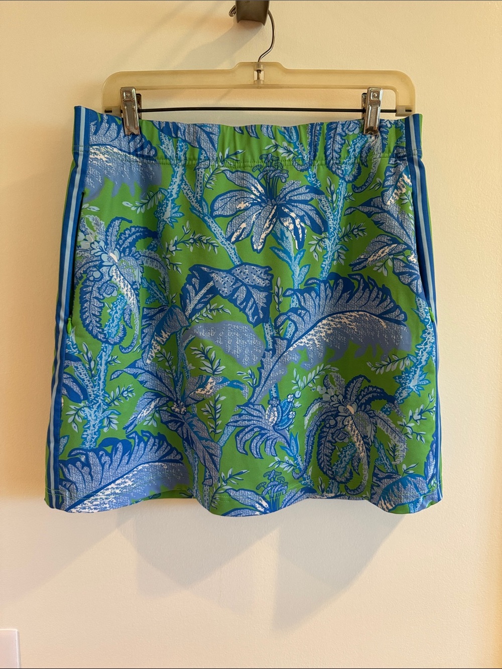 Gretchen Scott Design Green and Blue Floral Print Golf Skort